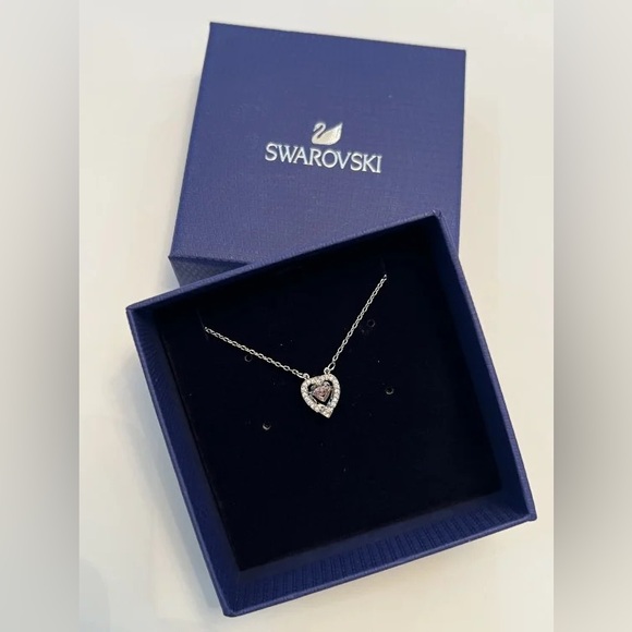 Swarovski Crystal SPARKLING DANCE
HEART Necklace. - Picture 5 of 5
